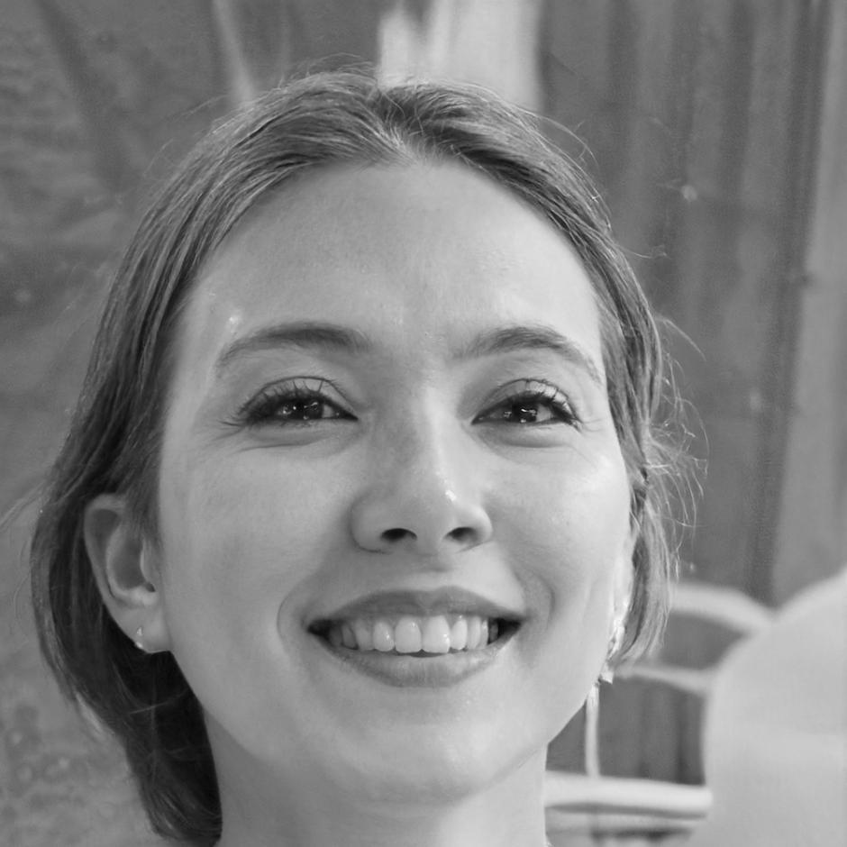 Nira Sato, Technical Director at DataLineCloud